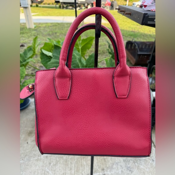 PRICE CUT     Christian Seriano Purse - Picture 6 of 7